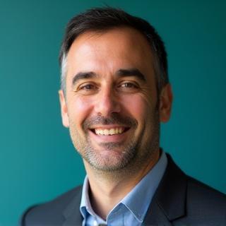 Retrato de Luis Garc\xEDa, Jefe de Estrategia